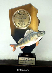 statuetka wędkarska